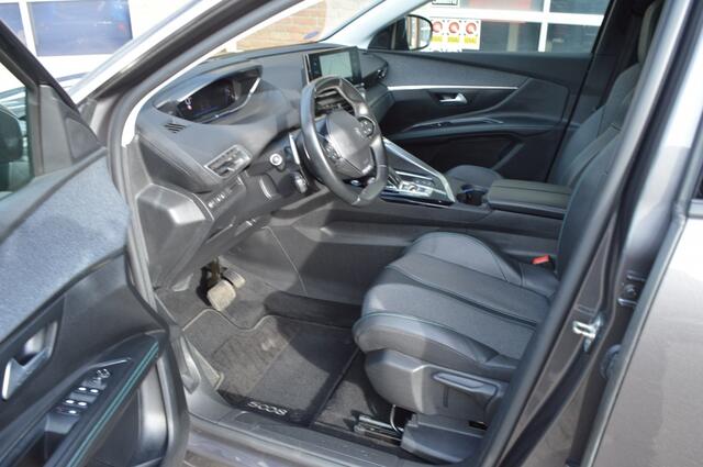 Peugeot 5008 zitplaatsen, Camera voor en 1.2 PureTech Allure