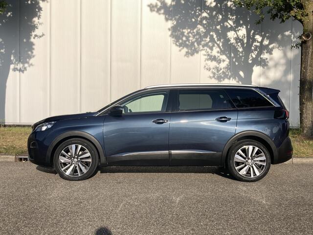 Peugeot 5008 1.2 PureTech Allure 7 Persoons Automaat Leer LED Trekhaak