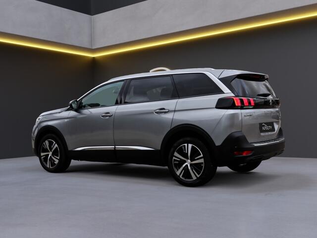 Peugeot 5008 1.2 PureTech 7P Allure Keyless l Camera l Navi
