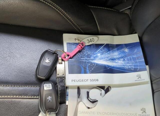 Peugeot 5008 1.5 HDI Automaat 7Pers. GT-Line / Panoramadak / Trekhaak / Pdc+Camera / Leder / Airco-ecc./ Xenon /