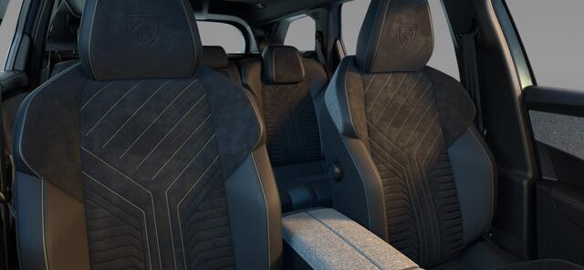 Peugeot 5008 e-5008 GT Avantage 73 kWh | 495km WLTP | Panoramadak | Leder/Alcantara