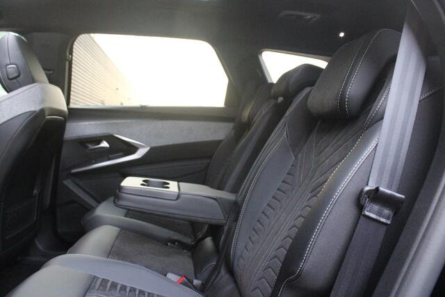Peugeot 5008 1.6 plug-in Hybrid 195PK GT EXCLUSIVE 7 PERSOONS | PANORAMISCH SCHUIF/KANTEL DAK | FOCAL AUDIO SYSTEM | TREKHAAK MET AFNEEMBARE KOGEL | ELEKTRISCH BEDIENBARE VOORSTOELEN MET GEHEUGEN/MASSAGE FUNCTIE | STOEL/STUUR VERWARMING | NAVIGATIE | DRAADLOZE APPLE C