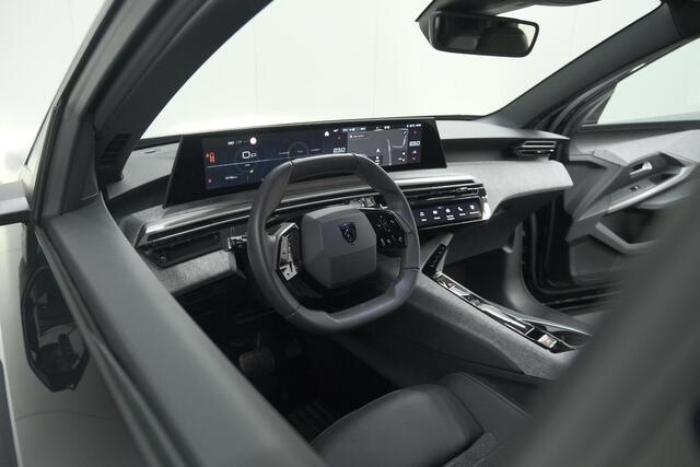 Peugeot 5008 1.2 Hybrid 136 Allure | 7 Zitplaatsen | Camera | Stoelverwarming | Navigatie