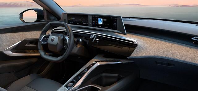 Peugeot 5008 1.6 Plug-in Hybrid 195 Allure | NIEUW | Uit voorraad leverbaar! | 83km EV Actieradius WLTP | AUTOMAAT | 7-Zits | Parkeercamera Voor & Achter | Stuurverwarming | Dodehoek Detectie |