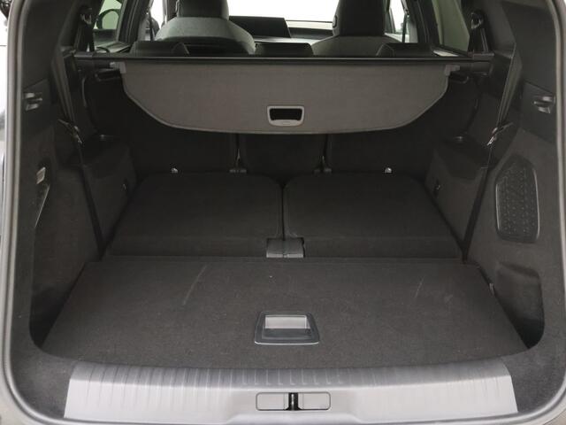 Peugeot 5008 Hybrid 136PK GT Automaat 7-Persoons Navigatie Carplay Winterpack