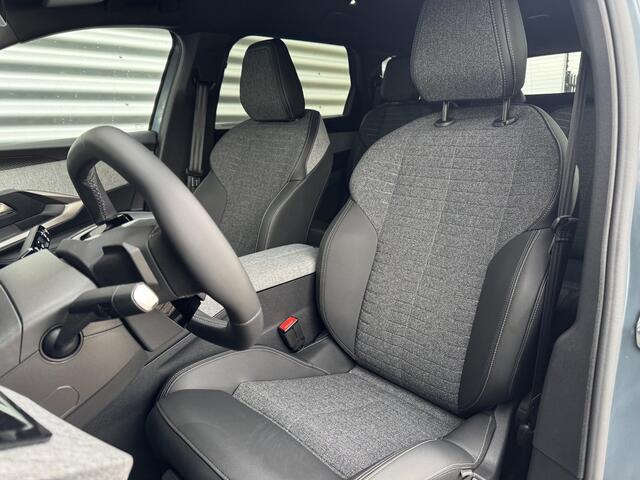 Peugeot 5008 Allure 1.6 HYbrid PHEV 225pk e-DCS7 | PANORAMIC NAVIGATION | 7-ZITS | STOEL- EN STUURVERW. | KEYLESS | ISOFIX | ADAPTIVE CRUISE |