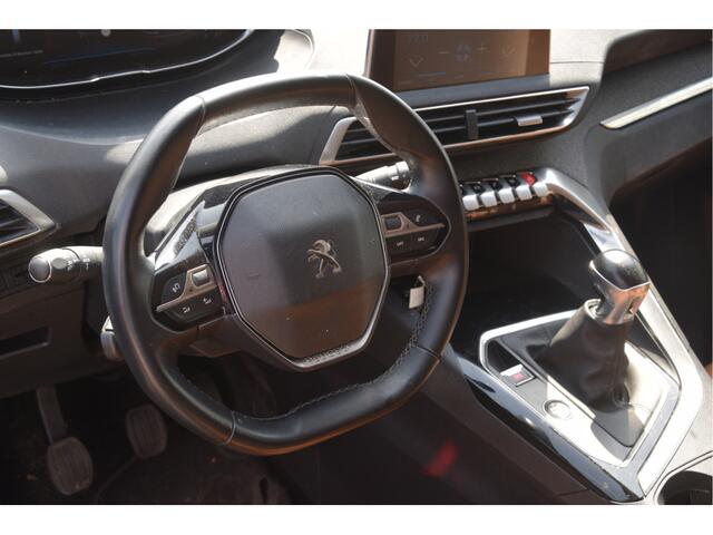 Peugeot 5008 1.2 PureTech Blue Lease Premium Carlplay | 19 inch | Leer | DAB | Keyless | Camera