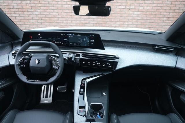 Peugeot 5008 1.2 Hybrid 145pk e-DCS6 GT 7 Persoons | Navi | App Connect | Adaptive Cruise | Panoramadak | Camera | Keyless | Stoelverwarming | Elektrische Achterklep | PDC