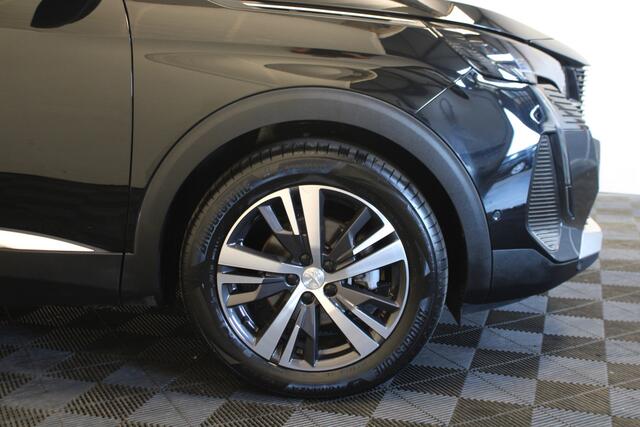 Peugeot 5008 1.2 PureTech Allure |Navi|