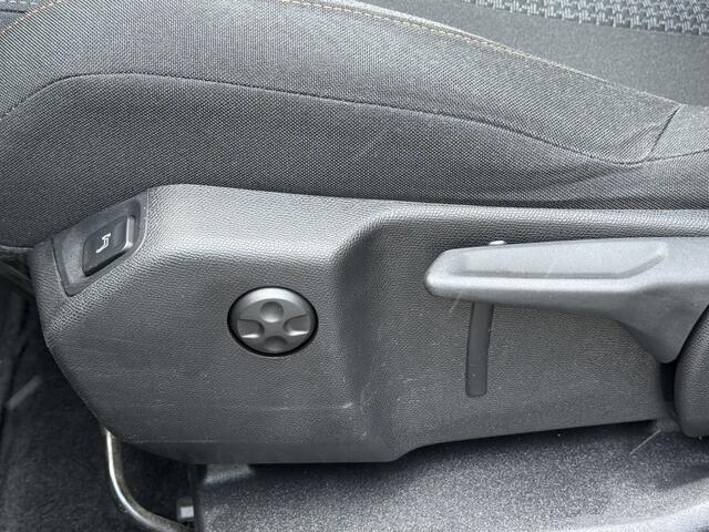 Peugeot 5008 BWJ 2022 | 1.2T 131PK Pack Bus | CAMERA A | CLIMA | NAVI | CRUISE | PDC 2X | CARPLAY | LMV |