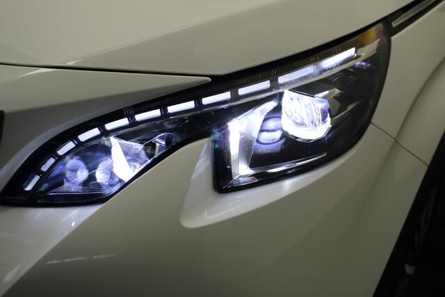 Peugeot 5008 1.2 PureTech Allure |Camera|Navi|