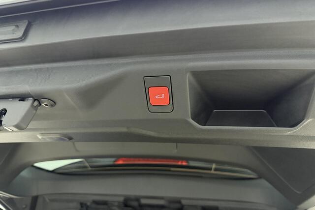 Peugeot 5008 e-5008 GT Exclusive Dual Motor 73 kWh AGR l Nappa Leder l Elektrisch Verstelbaar + Verwarmd/Massage l Matrix LED l Panoramic View l 360 Vision l ACC l DAB l Wireless Apple Carplay & Android Auto l Bluetooth l PDC l LMV