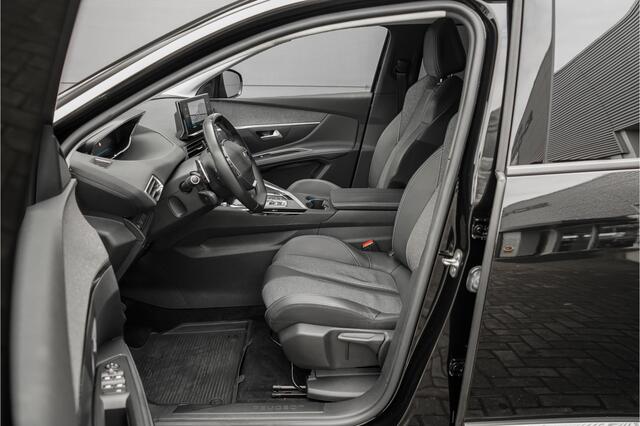 Peugeot 5008 1.2 PureTech Allure Pack CarPlay Camera Stoelverw 18"