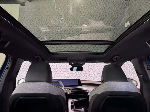 Peugeot 5008 1.2 HYBRID 145e. NIEUWE AUTO PANODAK GT LINE AUT. CARPLAY NAVI STOELVERW KEYLESS 7P 7 Persoons