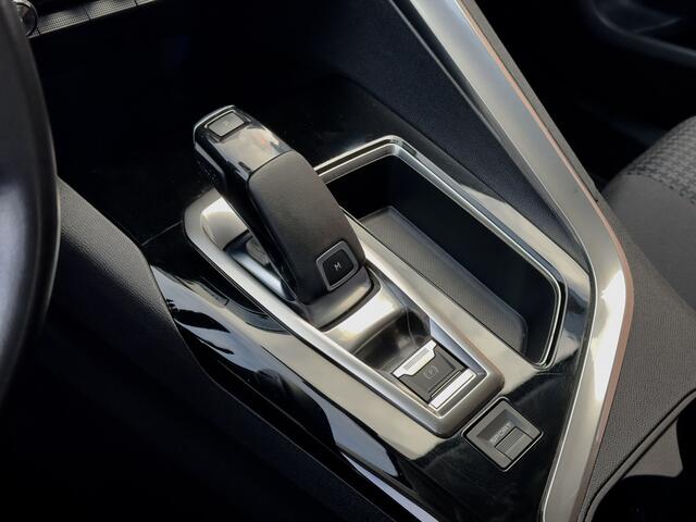 Peugeot 5008 1.2 AUT8 ACTIVE 7PERS AIRCO LED LMV PDC