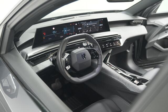 Peugeot 5008 1.2 Hybrid 136 e-DCS6 Allure | 7 Zitplaatsen | Camera | Stoelverwarming | Navigatie