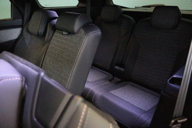 Peugeot 5008 1.2 Hybrid 145 Allure Automaat | 7 PERS | APPCONNECT | CAMERA + PDC | CRUISE | LANE-ASSIST |