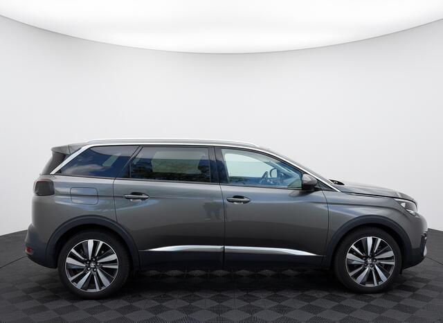 Peugeot 5008 130pk PT Premium 7p., Camera | Trekhaak | 19inch