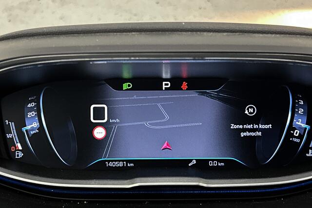 Peugeot 5008 1.2 PureTech Allure | Camera | Navigatie | Cruise control | Apple Carplay