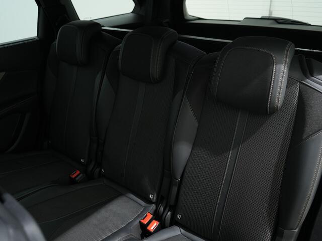 Peugeot 5008 1.2 PURETECH 130PK GT EAT8 7-PERS | Navi | Adaptive Cruise | Stoelverwarming