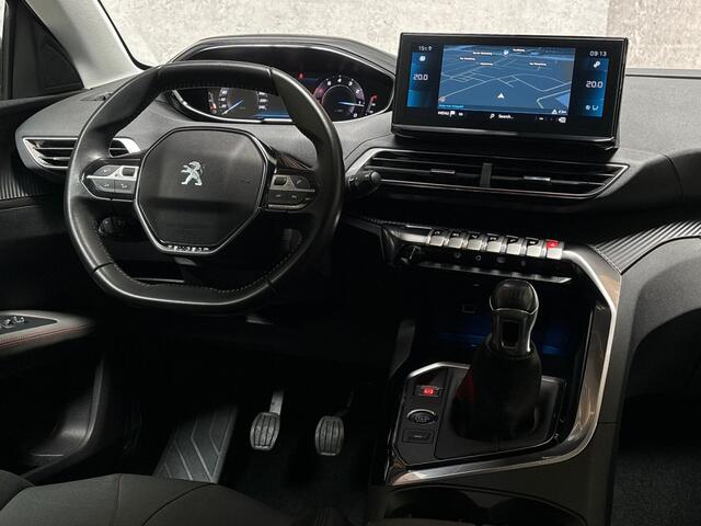 Peugeot 5008 1.2 PureTech Sport 7 Persoons (APPLE CARPLAY, GROOT NAVI, LEDER, 360 CAMERA, KEYLESS, SPORTSTOELEN, TREKHAAK, GETINT GLAS, NIEUWE APK, NIEUWSTAAT)
