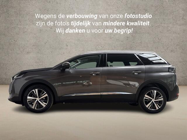 Peugeot 5008 1.2 PureTech Allure Sport 7 Persoons (APPLE CARPLAY, GROOT NAVI, STOELVERWARMING, LEDER, 360 CAMERA, SPORTSTOELEN, LANE ASSIST, GETINT GLAS, CRUISE, NIEUWSTAAT)