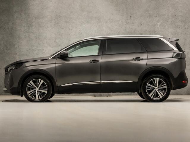 Peugeot 5008 1.2 PureTech Allure Sport 7 Persoons (APPLE CARPLAY, GROOT NAVI, 360 CAMERA, LEDER, ADAPTIVE CRUISE, SPORTSTOELEN, ELEK ACHTERKLEP, KEYLESS, GETINT GLAS, SFEERVERLICHTING, NIEUWSTAAT)