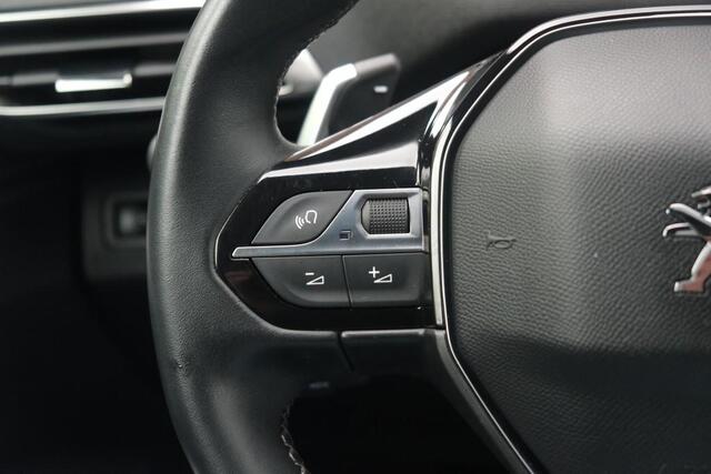 Peugeot 5008 1.2 PureTech 130pk EAT8 Allure | Navi | App Connect | Climate | Cruise | Keyless | Dodehoek