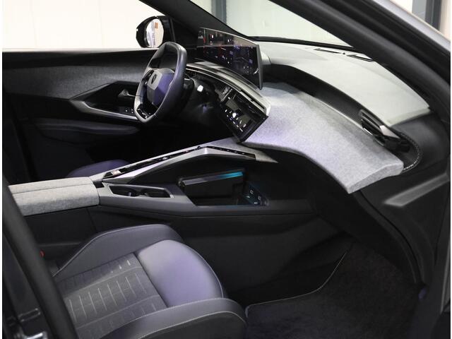 Peugeot 5008 1.2 Hybrid 145PK GT | 1ste eigenaar | AppleCarPlay/AndroidAuto | 7Persoons | Navigatie | Adaptive Cruise Control | Keyless | Stoel/StuurVerwarming | FULL LED | 360'Camera | Isofix | Privacy Glass | Parkeersensoren | Two-Tone | Elektrische Achterklep |