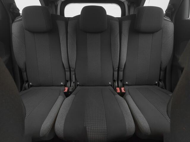 Peugeot 5008 1.2 PureTech 130 PK Automaat Active 7-Pers. | CAMERA | CARPLAY