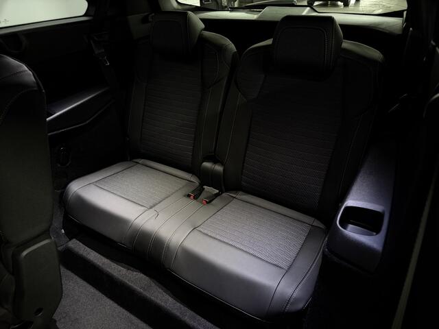 Peugeot 5008 1.2 Hybrid 145 GT 7P Camera, Navi, Virtual desk, Elektrische achterklep, Keyless start, Cruise control adaptief, Clima, 2 jaar garantie