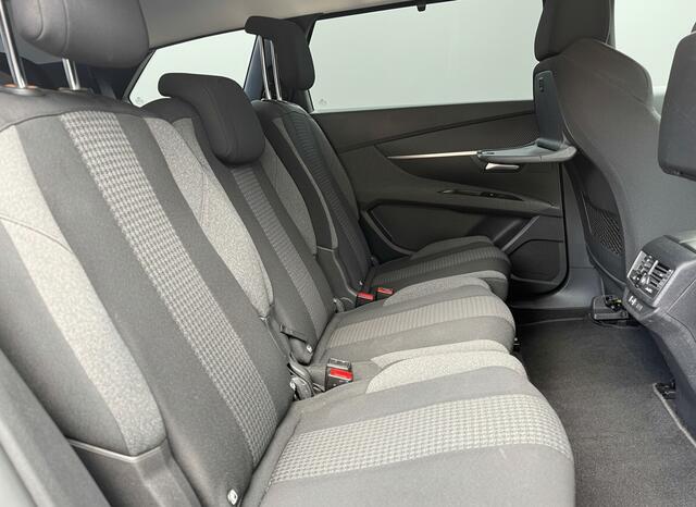 Peugeot 5008 130pk PT Active Pack Aut. 7p., Camera | Navi & CarPlay | Trekhaak