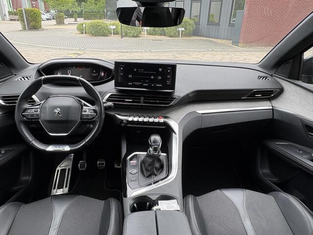 Peugeot 5008 1.2 PureTech GT-Line 7 Persoons, Panoramadak, Camera, Navigatie, LED