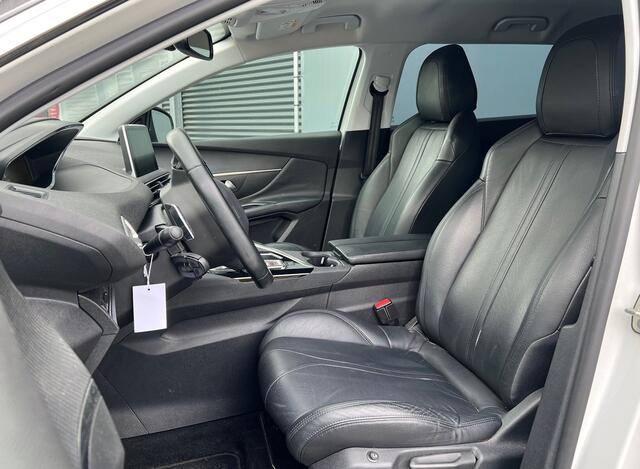 Peugeot 5008 BWJ 11-2019 | 1.2PT 131PK Executive AUTOMAAT | TREKHAAK | LEER | CAMERA A | CLIMA | NAVI | CRUISE | PRIVACY GLASS | PDC 2X