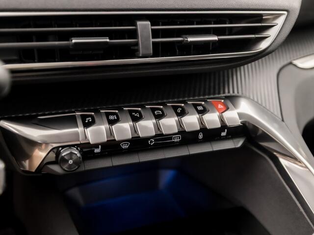Peugeot 5008 1.2 PureTech Sport 7 Persoons (APPLE CARPLAY, GROOT NAVI, PARKEERSENSOREN, SPORTSTOELEN, CRUISE, LANE ASSIST, NIEUWE APK, NIEUWSTAAT)
