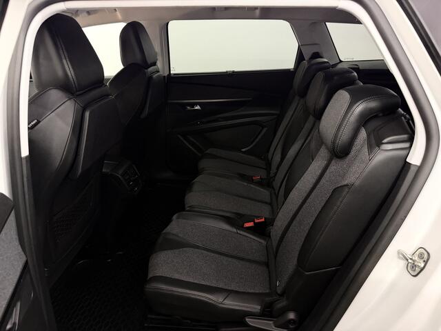 Peugeot 5008 1.2 PureTech Blue Lease Premium Avantage 7P Camera, Navi, Half leder, Elektrische achterklep, Virtual desk, Stoelverwarming, Cruise control adaptief, Memory stoelen