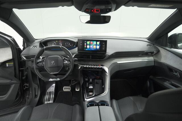 Peugeot 5008 PureTech 130 EAT8 GT | 7 Zitplaatsen | Schuif-/Kanteldak | Camera | Adaptieve Cruise Control