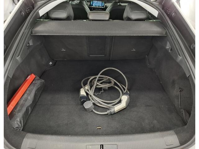 Peugeot 508 1.6 HYbrid Allure Pack Business Cruise control adaptief / Navigatie / Camera