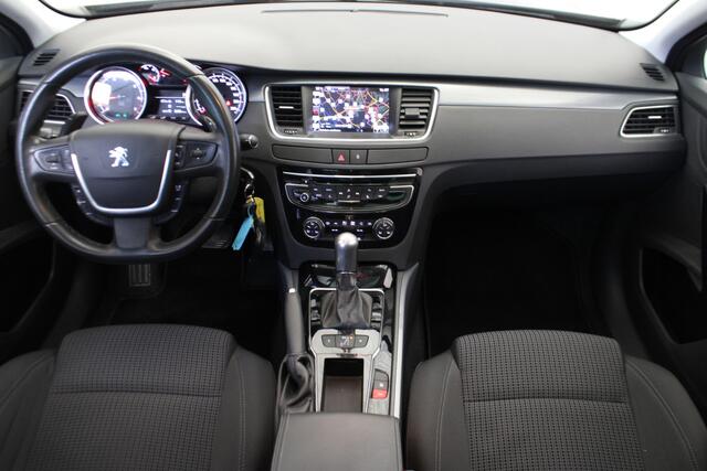 Peugeot 508 SW 1.6 e-THP Blue Lease Executive | pano