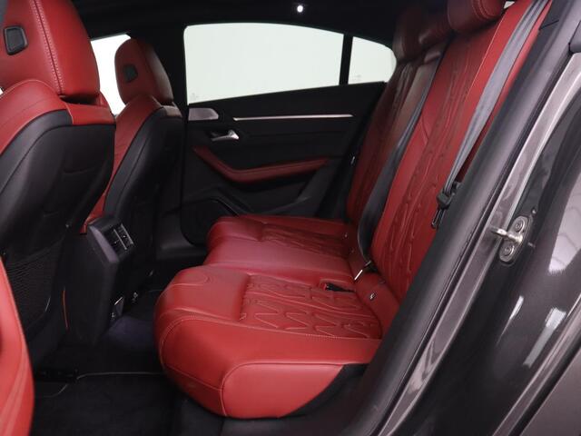 Peugeot 508 1.6 PureTech Blue Lease GT | Panoramadak | Trekhaak | Automaat | 360 Camera | Navigatie | Adaptive Cruise | PHEV | Lane assist | Stoelverwarming | Carplay | Focal audio | Leder| Pilot assist | LED | Getint glas