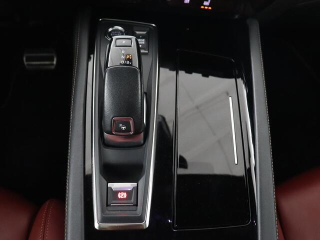 Peugeot 508 1.6 PureTech Blue Lease GT | Panoramadak | Trekhaak | Automaat | 360 Camera | Navigatie | Adaptive Cruise | PHEV | Lane assist | Stoelverwarming | Carplay | Focal audio | Leder| Pilot assist | LED | Getint glas