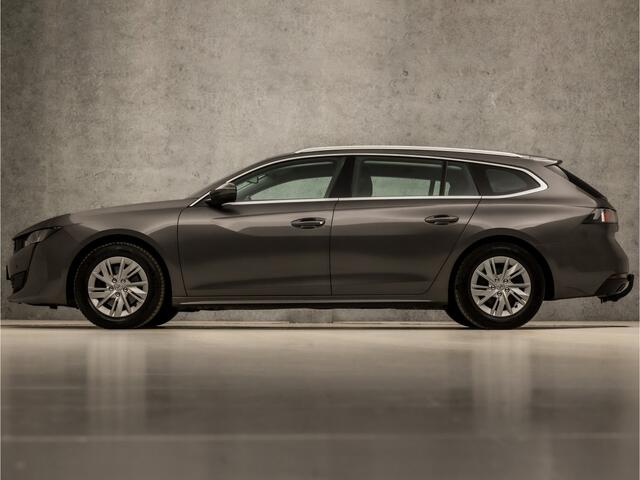 Peugeot 508 SW 1.2 PureTech Sport Automaat (APPLE CARPLAY, GROOT NAVI, 360 CAMERA, TREKHAAK, SPORTSTOELEN, KEYLESS, LANE ASSIST, DAB+, NIEUWE APK, NIEUWSTAAT)