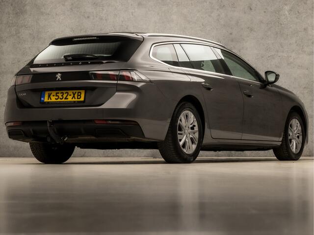 Peugeot 508 SW 1.2 PureTech Sport Automaat (APPLE CARPLAY, GROOT NAVI, 360 CAMERA, TREKHAAK, SPORTSTOELEN, KEYLESS, LANE ASSIST, DAB+, NIEUWE APK, NIEUWSTAAT)