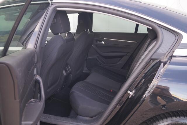 Peugeot 508 1.5 BlueHDI 130pk Automaat Active -NAVI-ECC-PDC-