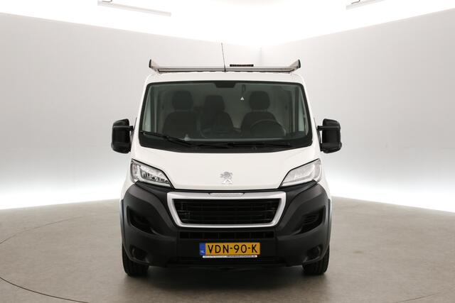 Peugeot BOXER 330 2.2 BlueHDi 120 L2H1 | MARGE! | Airco | Camera | Cruise | Navigatie | 3 Persoons | PDC | Imperiaal | Trekhaak