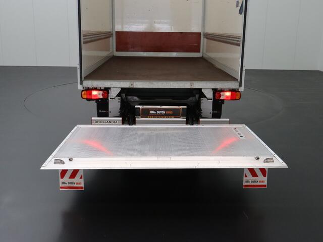 Peugeot BOXER 2.3CDTi 140PK Bakwagen+Laadklep 750Kg | Airco | Camera | 3-Persoons | Dakspoiler