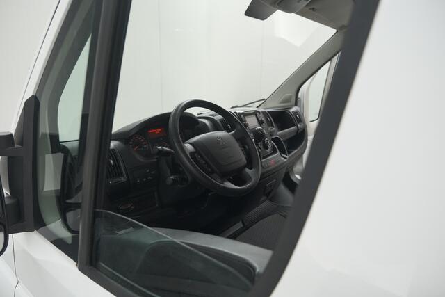 Peugeot BOXER 330 2.2 BlueHDi 140 L2H2 Premium | Navigatie | Houtenvloer In Laadruimte | Airco