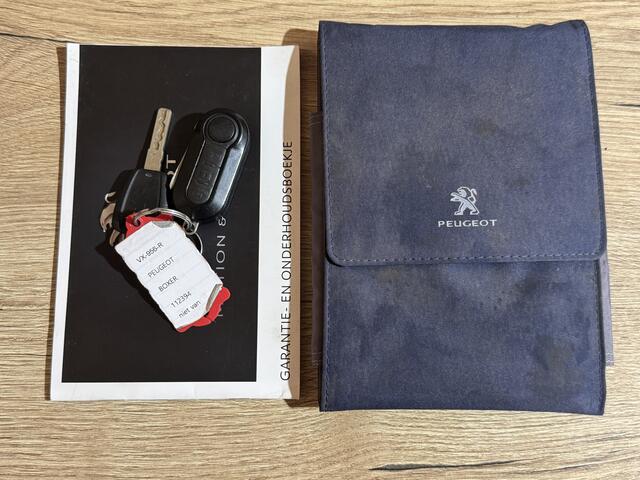 Peugeot BOXER 330 2.2 HDI L1H2 XR | APK 17-03-2026 | 3 Zits | Airco | Navigatie | Trekhaak | PDC |