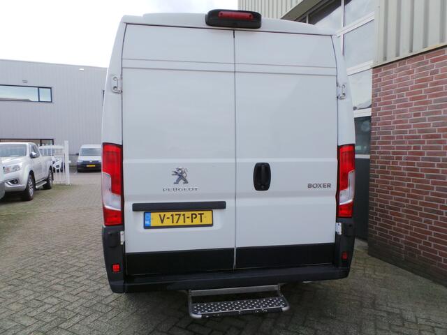 Peugeot BOXER 333 2.0 BlueHDI L1H2 Premium Airco,Cruise,navigatie,Camera,Enz Bedrijfswageninrichting