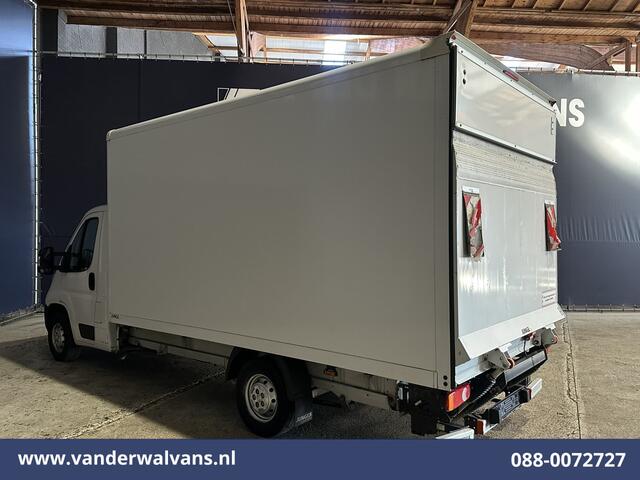 Peugeot BOXER 2.2 BlueHDi 141pk Bakwagen Laadklep Euro6 Airco | Cruisecontrol | 955kg laadvermogen Bijrijdersbank